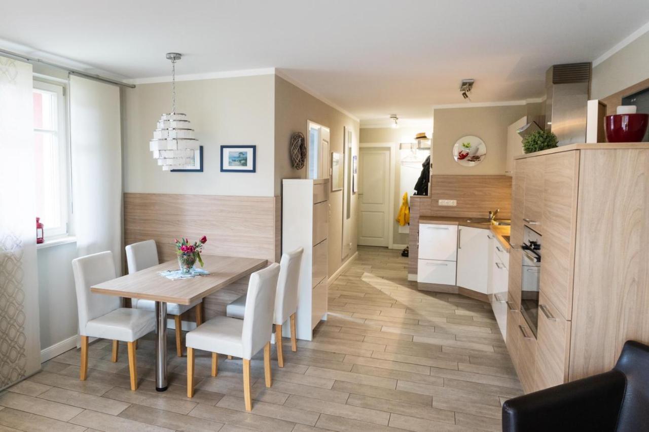 Ferienwohnung Strandgut - Kavelweg 9 - Zingst Kültér fotó